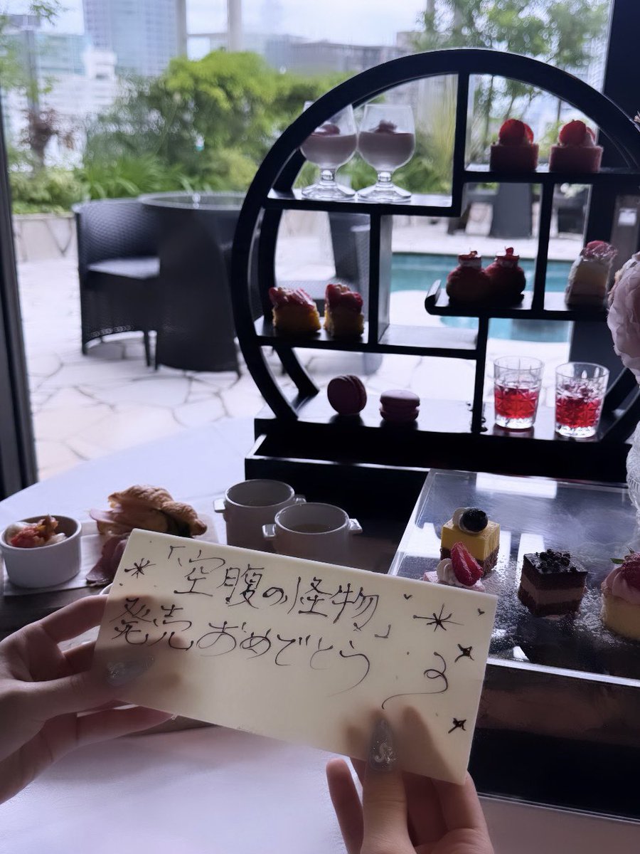 soraai_love_'s tweet photo. 「空腹の怪物」発売おめでとうございます💫 https://t.co/nzr1v9DSax