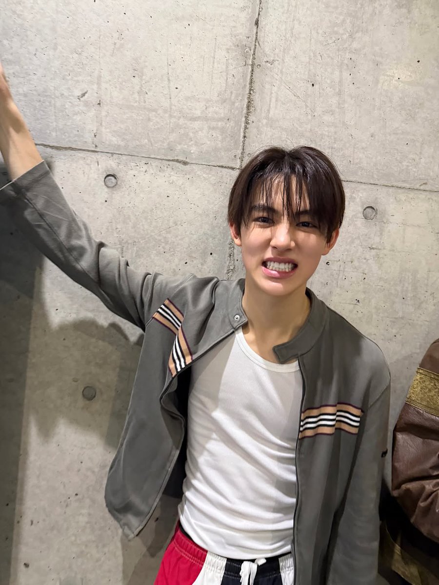 seonghyeon. tweet media