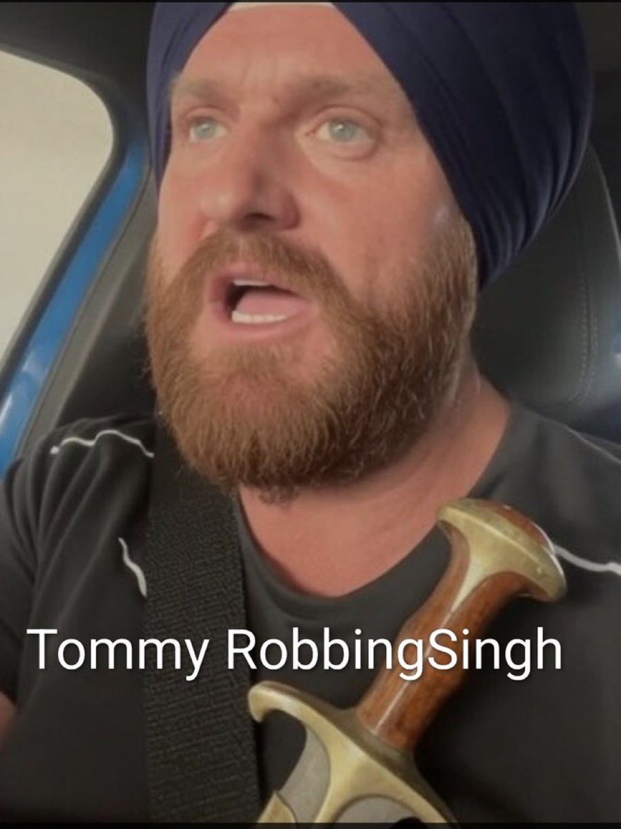 Partisangirl's tweet photo. Tommy Robinson’s final form. https://t.co/Xi7ecPrxPJ