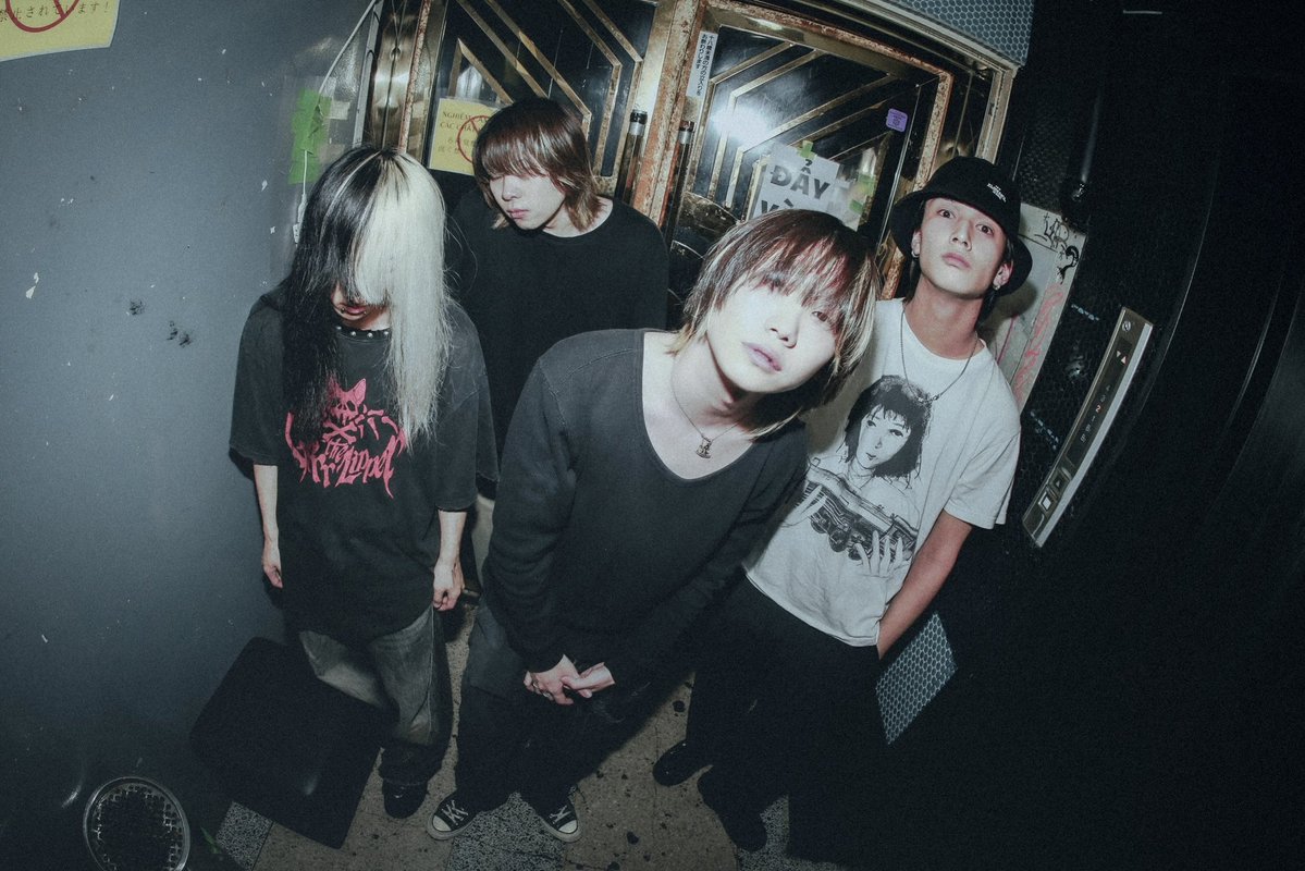 pesimispias's tweet photo. 2026.06.06(土) SAKAE SP-RING 2026

初名古屋、ありがとうございました！
今度はツアーで会いに行きます🖤

#ペシミスピアス https://t.co/G69QKaNYxn
