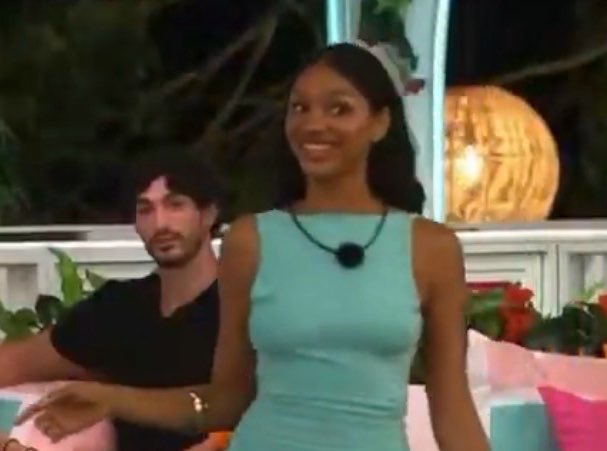 DenMatt3's tweet photo. If I send you this ama need you to give me TEN #loveislandusa https://t.co/JFXiFZEc5x