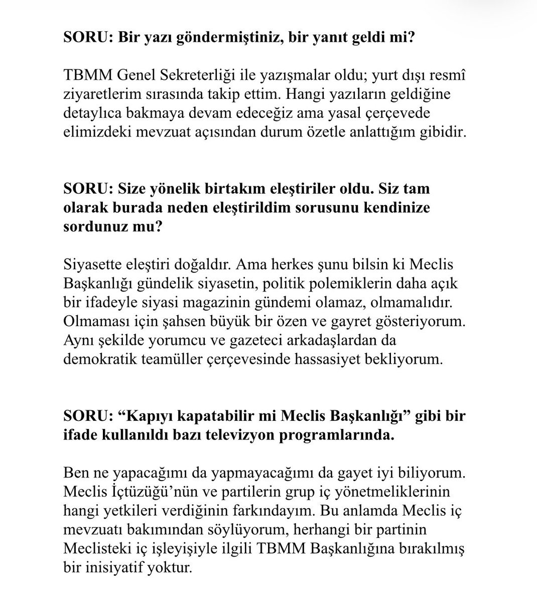 lilikedisi's tweet photo. Numan Kurtulmuş uçakta gazetecilerin sorularını yanıtladı:
‘CHP Genel Başkanı (Kılıçdaroğlu’nu kast ederek) Salı günü grupta konuşabilir. Önleyecek madde yok’ diyor https://t.co/5eRhgg79Nv