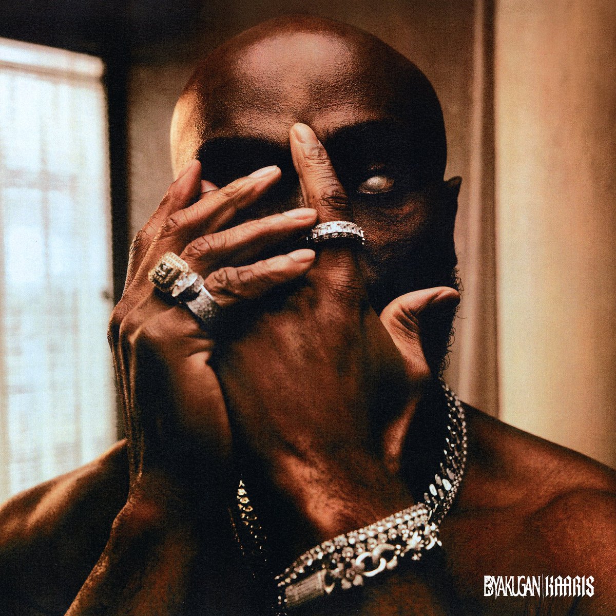 KaarisOfficiel1's tweet photo. BYAKUGAN 👁️🔥 MIXTAPE
12/06/26
RDV VENDREDI
🎶 https://t.co/sZhXEhRy53
🛒 https://t.co/0qnBHb67J5 https://t.co/0vJdo4gOUe
