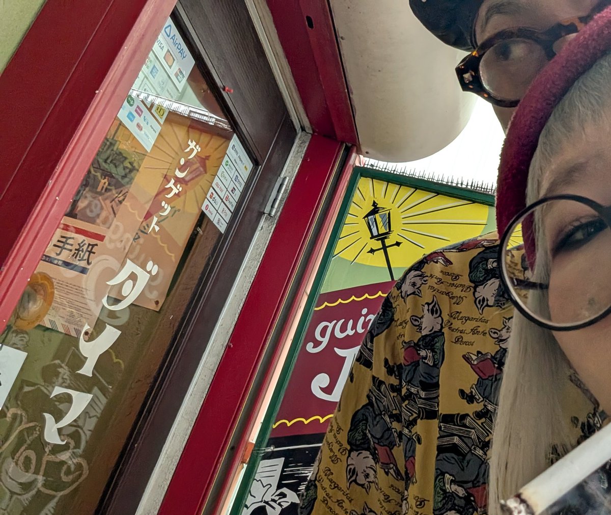 DUSTBABY6's tweet photo. 本日はガンゲットダイマ様にて『カリトマト ライブ』にお邪魔して参りました
ずっと行ってみたかったガンゲットダイマ様！
最高のお店に最高のライブ
至福の時間を過ごさせていただきました
ご店主様と帰り際に少しお話させていただけて、また是非伺いたいお店になりました♪　(眞) https://t.co/ccQkwVbyg7