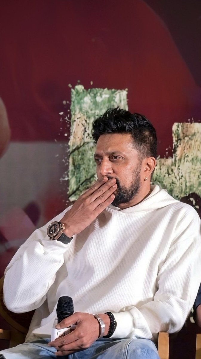 Ksfk_karnataka's tweet photo. Exclusive Pic 📸🔥 

@KicchaSudeep Handsome Hunk 💫❤️ 
.
.
.
.
#KannadaCinema #kicchasudeep #Sandalwood https://t.co/IdPttrcIpQ