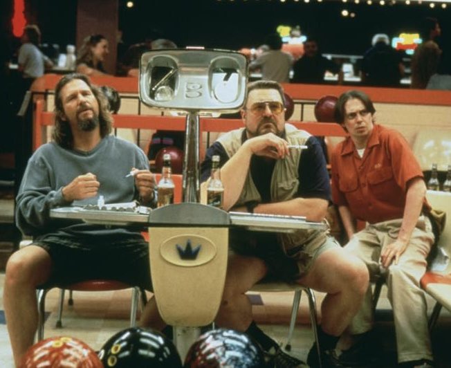 KA_O65's tweet photo. 出町座で #ビッグ・リボウスキ （1998）
コーエン兄弟映画のリバイバル上映。
ボサッとしてるのに色気を感じるジェフ・ブリッジスはめちゃくちゃカッコ良かったです！！
コメディ&amp;犯罪&amp;ボウリングの物語は少し複雑に感じましたが、雰囲気最高音楽最高でとても面白かったです。 https://t.co/ZrbhCqCaUu