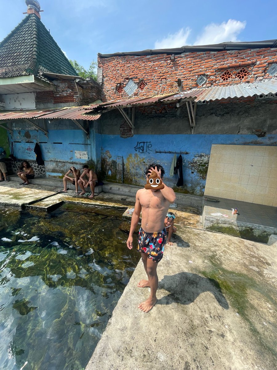 rangkingterus's tweet photo. jujur seger bngt, untungnya gak ada orang nudism https://t.co/b8GJFniXs0