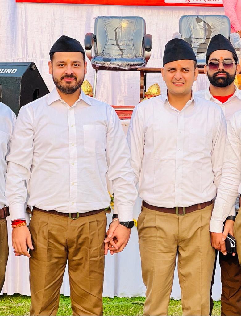 premendraguddu's tweet photo. माँ भारती की सेवा में समर्पित, राष्ट्रीय स्वयंसेवक संघ मैनपुरी जिला प्रचारक श्री विक्रांत जी को जन्मदिवस की हार्दिक बधाई एवं शुभकामनाएँ। https://t.co/LeThDgnH0Q