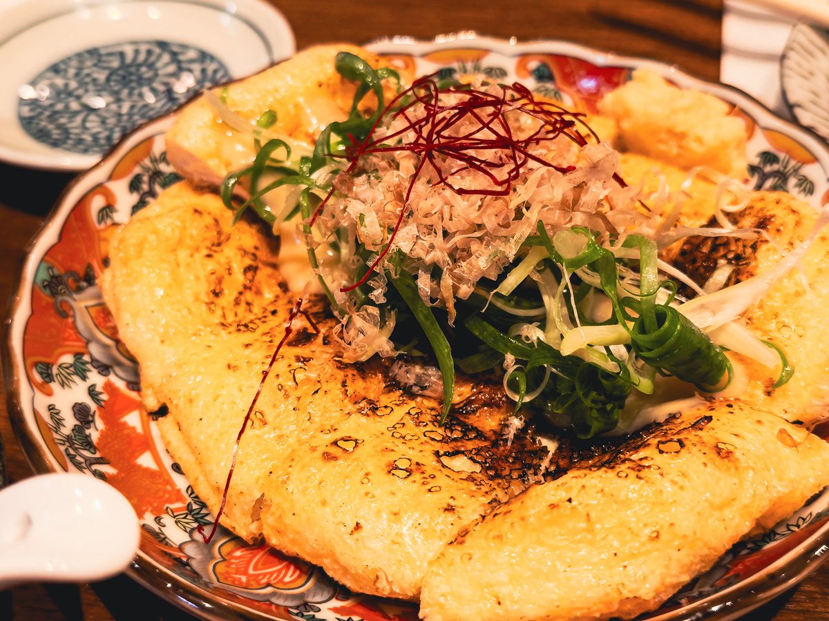 tomoex10's tweet photo. あーお客様いけません、豆腐料理の店で思う存分日本酒を飲んだ挙げ句二件目でワインバーに行ってさらにいい気分になるなんて許されません

京都はいいぞ https://t.co/bxkNA5N0tM