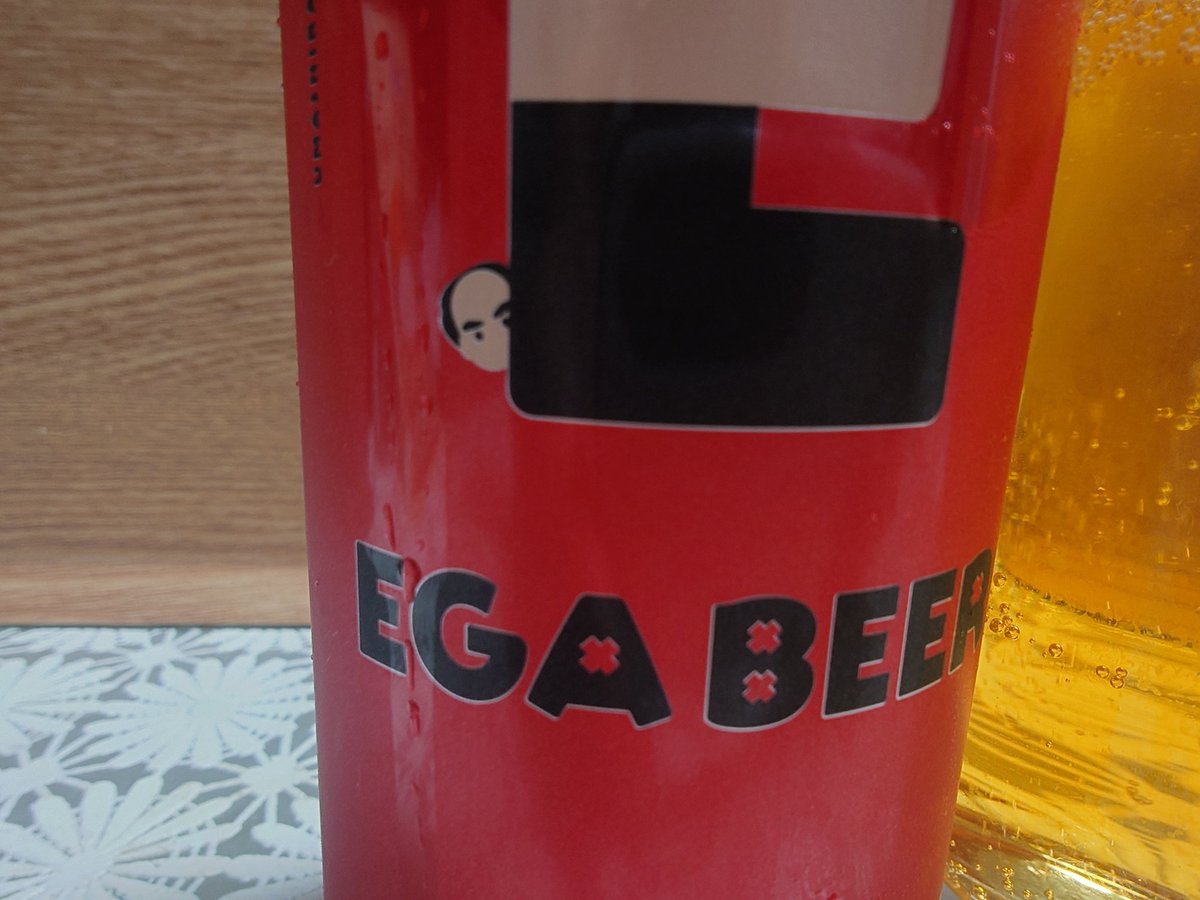 kitazii's tweet photo. エガちゃんビール🍺
個人的に好きな味ではないが、こっそり覗かれてるから大きな声では言えない🙊 https://t.co/aE5eJLCJ1O
