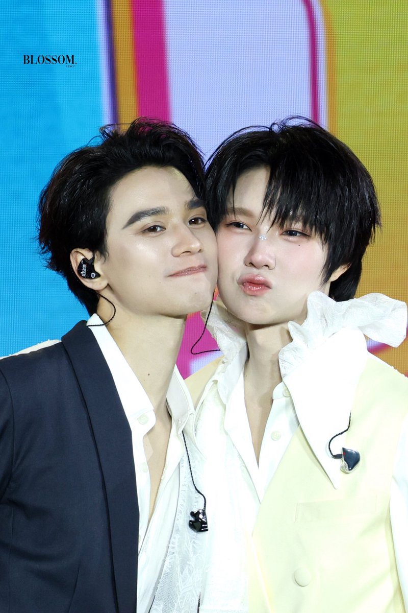 หลิง𝐁𝐥𝐨𝐬𝐬𝐨𝐦♥ tweet media