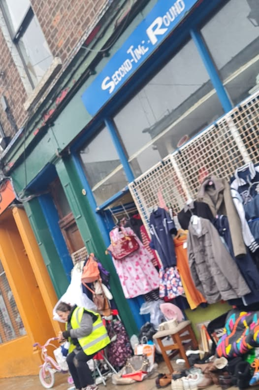 TheTweetyStone's tweet photo. @gaelforceluimni @LCCR1 @CRAOL @mydolans @LimeTreeTheatre @UCHLimerick @leglesstweets @Unreal_Limerick @ScribblyRook @LimerickSings @LimerickArts Word on the street is that 'Second TIme Round' is getting a '2nd time around' of its own very soon... in Fox's Bow.
Every good wish to the Limerick legend that is *Ann Curley* &amp; all who have made it possible for her to continue her great work. 👋👋👋 https://t.co/XUd1WXKoNZ