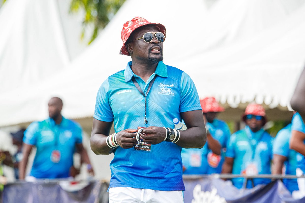 SportPesa's tweet photo. The atmosphere is 10/10 and the weather is playing its part!🙌🏿🥳

The SportPesa Legends Cup is officially underway!💥

#SportPesaNaLegends https://t.co/OKYWMoln7y