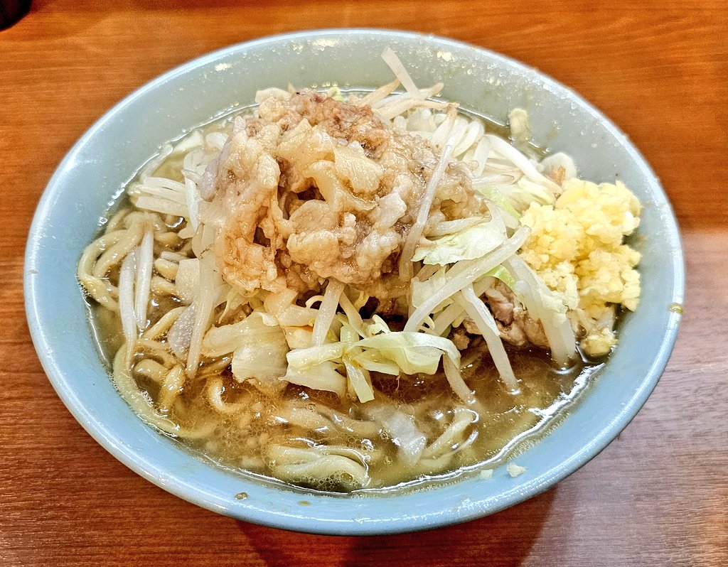 otchi602's tweet photo. BooBoo太郎さんで🍜
豚がめちゃくちゃ分厚くて神豚でした👏 https://t.co/4iVyUc7kCL