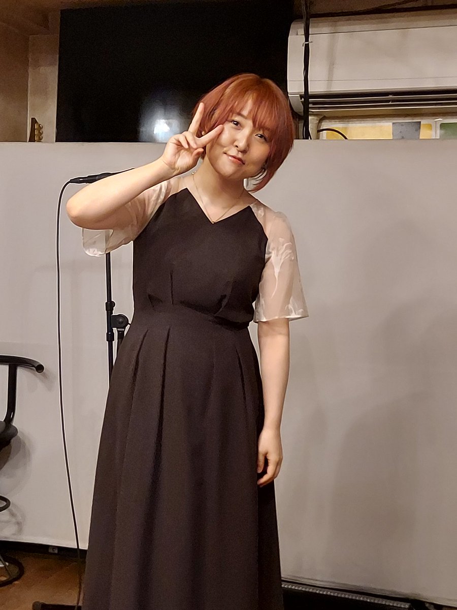 nonchan381018's tweet photo. 2026.6.5今日は、池袋Fi5veに出没。
【やまむらてるみ編】
凄い声量そして話しやすいし人。
２回目ぶりですが、てるちゃんにさせて頂きました(笑)
9月12日には、阿佐ヶ谷ロンサムで、バースデーワンマン開催です。 https://t.co/izBNdlZdmU