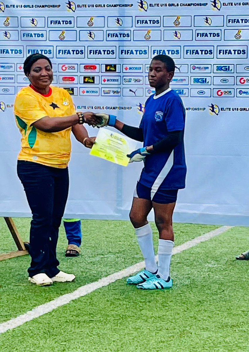 uwrfa's tweet photo. 🧤🧤 SAAKA HAMDIA, TAKE A BOW

A heroic performance from our goalkeeper, Saaka Hamdia, who was deservedly named MVP after producing three crucial penalty saves to inspire the Upper West Region Elite U15 Girls to victory.

Congratulations, Hamdia.

 The future is bright. https://t.co/HRxw2YT7y4