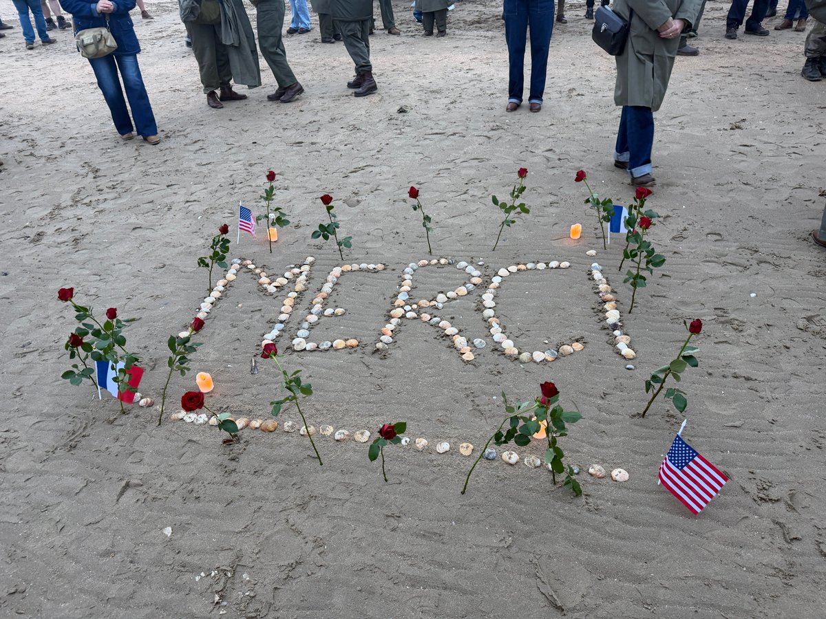 LukeSJohnson17's tweet photo. From Utah Beach this morning. #DDay https://t.co/EMwOVMPcr1