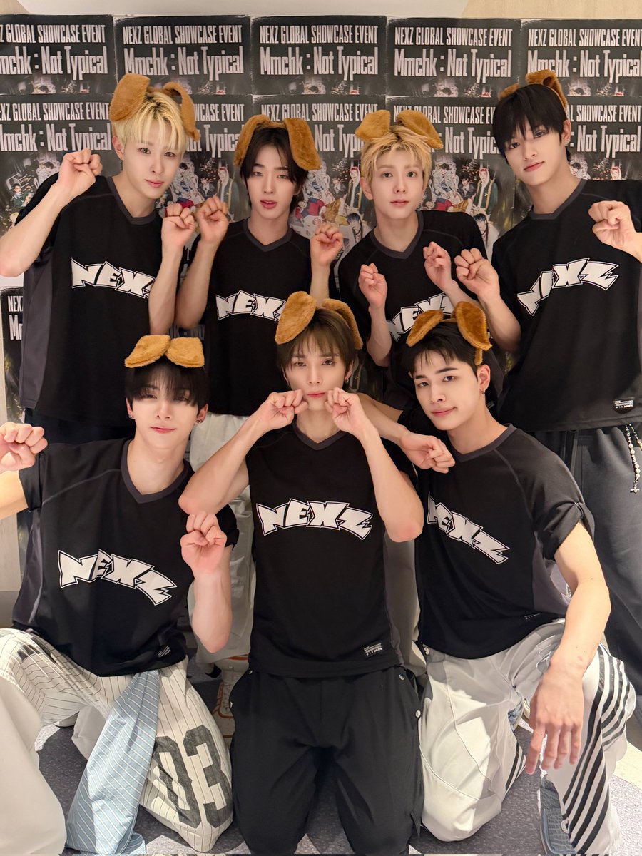 NEXZ_official's tweet photo. NEXZ GLOBAL SHOWCASE EVENT 
<Mmchk : Not Typical> IN HONG KONG
 
Mmchk with HONG KONG NEX2Y♥️

#NEXZ 
#Mmchk #NEXZ_Mmchk
#NEXZ_GLOBAL_SHOWCASE_EVENT https://t.co/tdH6vBX06O