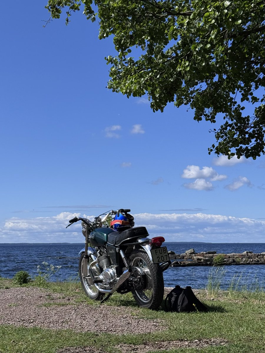 PSzamer's tweet photo. @LinkN01 Exploring Vänern 😎 https://t.co/Frblp0UeNZ