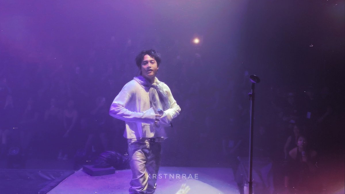 krstnrrae's tweet photo. May nakita akong twt kanina na yung mata raw ni Ken sa Sulfur is like 🥹. Di ko na mahanap but yeah, I agree.

Just look at him in these photos. He is soooo happy!  hindi ko maexplain pero sobrang softie ng eyes niya huhu! 🫀

@felipsuperior https://t.co/wpOroAIYoS