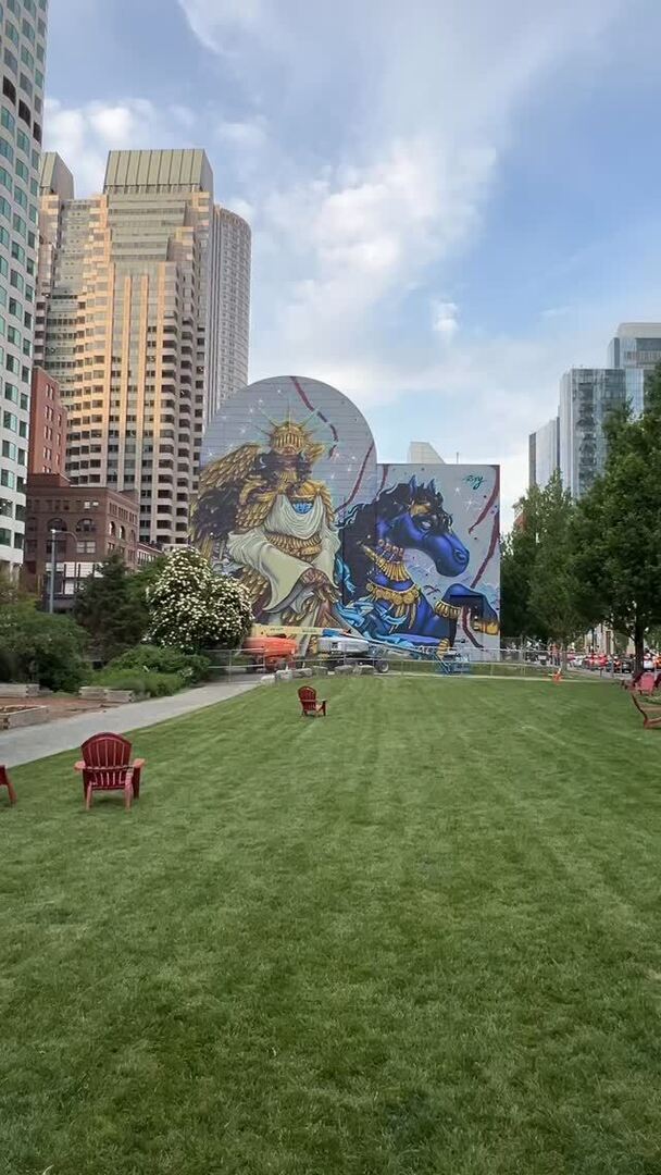 streetartUS's tweet photo. New mural by @rixyxir in downtown Boston! https://t.co/ZalnDi8KE9 https://t.co/91y47aQDmy