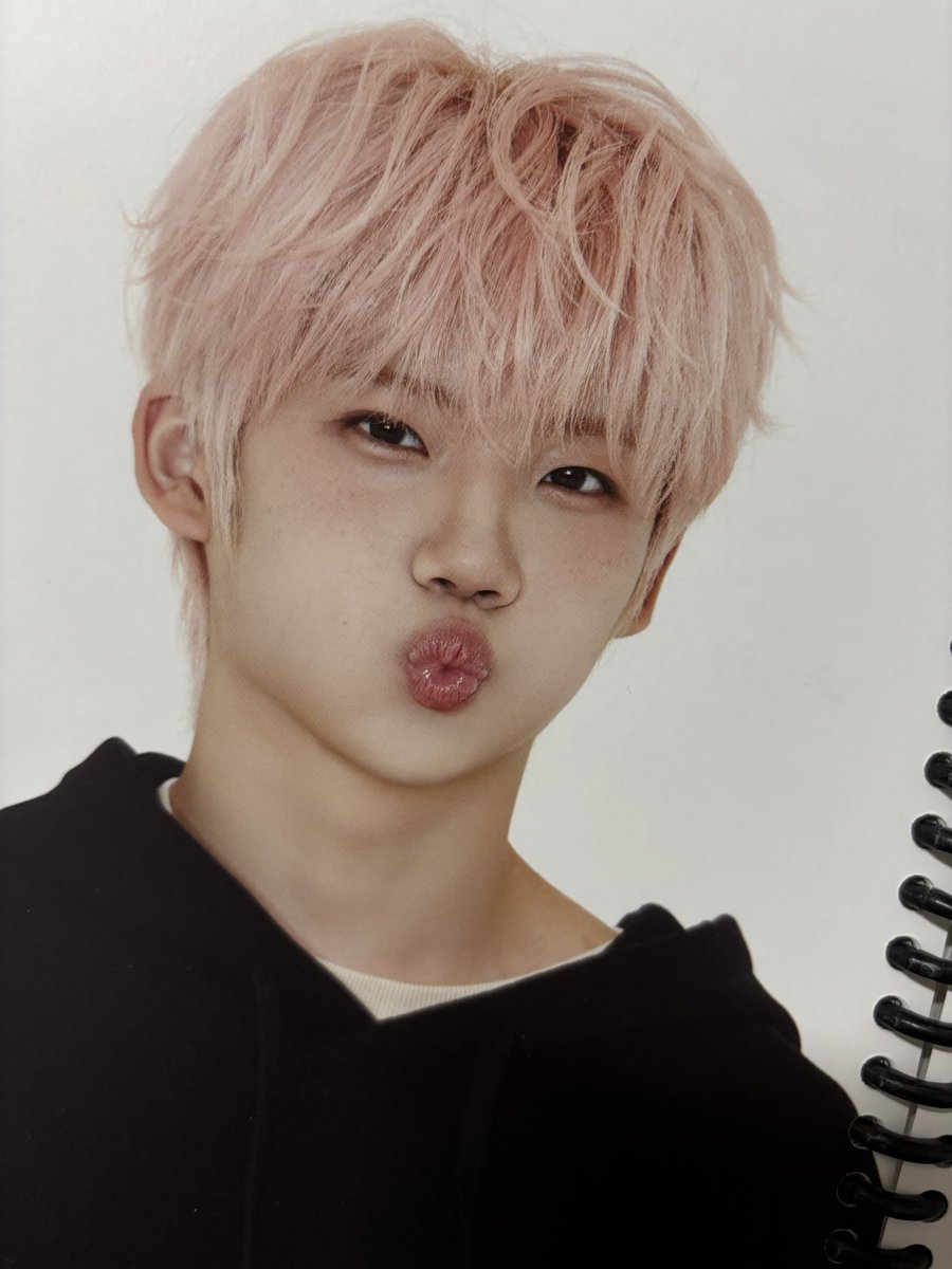 kendyyiii's tweet photo. 완전 애기 같음💕 https://t.co/IcGdf9t6jG