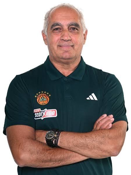 parafronas13's tweet photo. Ό,τι κι όποιος φέρει το σήμα του επτάστερου, θα σε στοιχειώνει μια ζωή σαπιοδόντη. 
#paobc https://t.co/7wBcaca6Kt