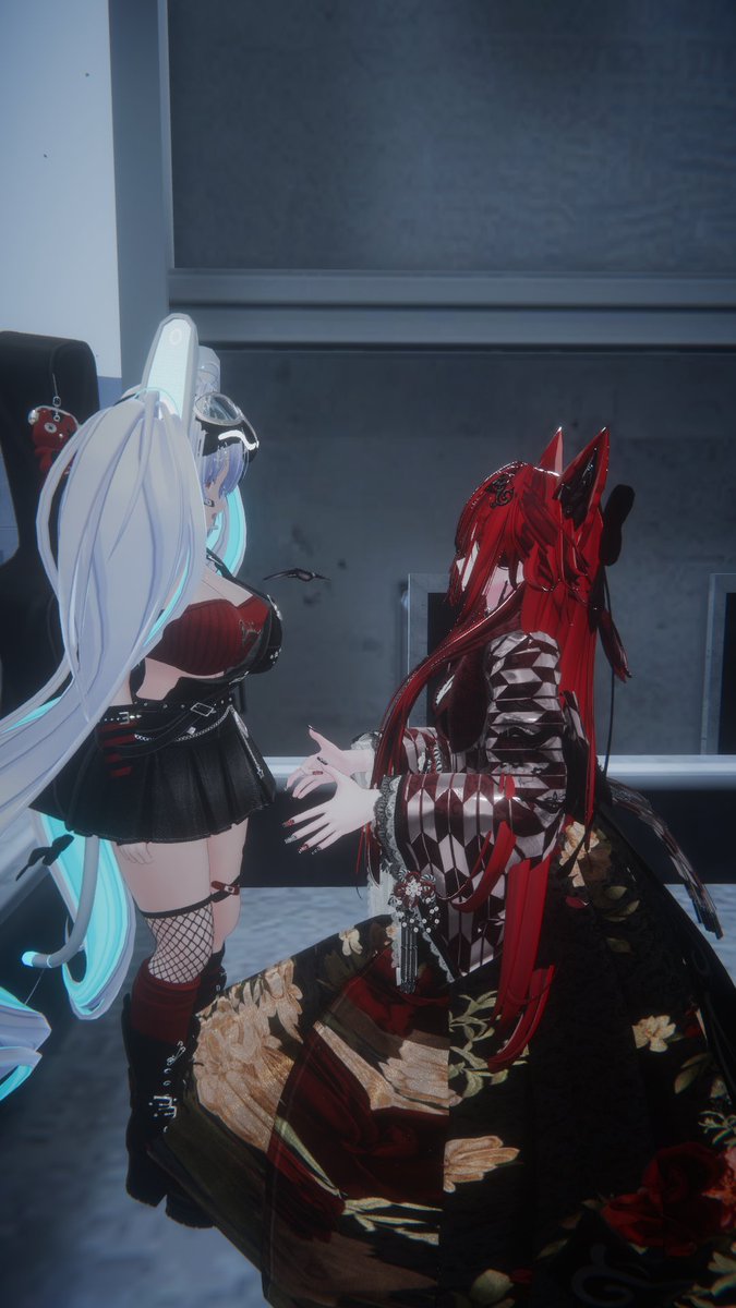 fruule's tweet photo. 先週の夜音レイナさん(@Snipers_Reina)のVRchat雑談配信 にお邪魔してました。
桜堕さん(@sakurada_haru71 )も一緒にパシャパシャ。 https://t.co/IUVqBTv91e