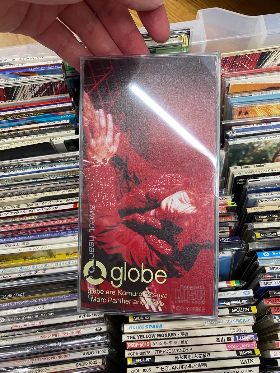 masa0316's tweet photo. 初めて見た
8cmCD用のケースに印字されてるのを

近くに相当globe好きな人がいたのでは？と推測 https://t.co/Gk02sd5TPX