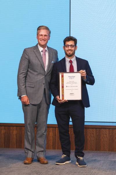 gettysburg's tweet photo. Learn how Brin Freund ’06 is advancing epilepsy care at the @MayoClinic by using innovative technology and the critical thinking skills he gained at Gettysburg College.   

🔗 Read more:  https://t.co/5n6AeFHhMF https://t.co/kyacDGO12e