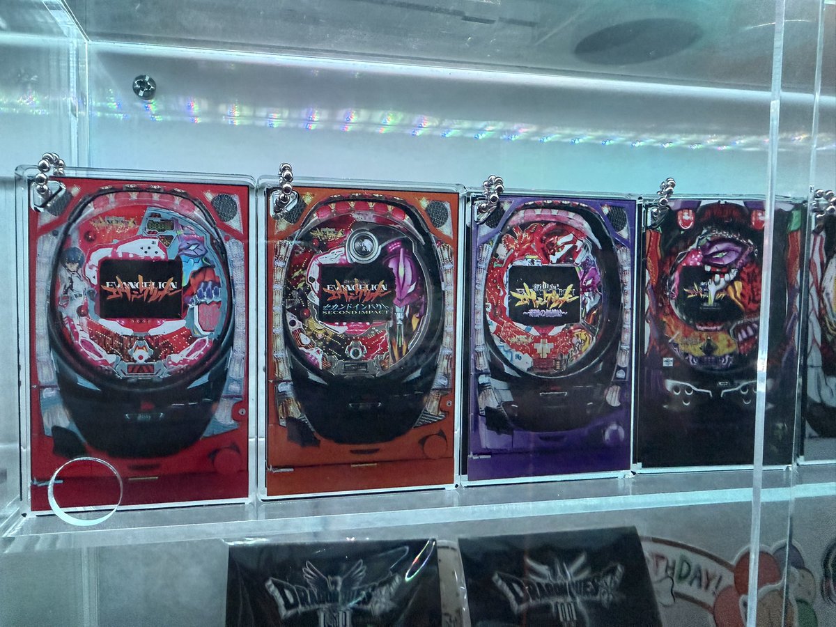 コレクション整理中 コレクションBOX整理中！ とりあえず今日取ってきた、エヴァ筐体の