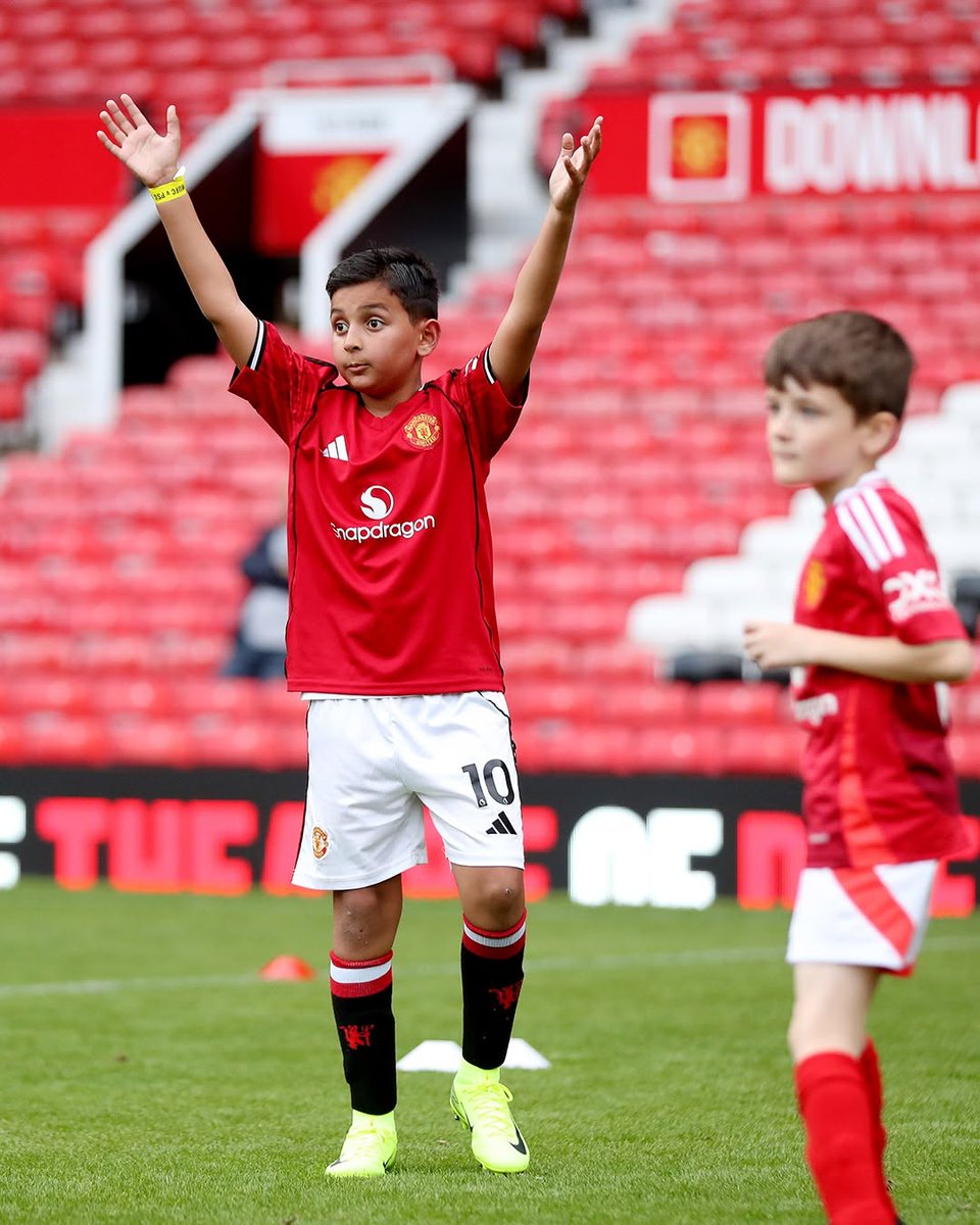 Remi_042's tweet photo. @ManUtd @DalotDiogo https://t.co/86N9XevlEk