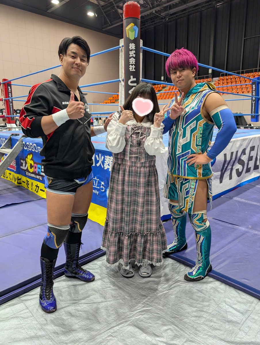 mochan___s2's tweet photo. ♡2026.6.6♡
全日角田①
前回の角田大会のときに初めてプロレス観戦したので、2回目の角田大会、感慨深かった👍
青柳兄弟撮影会、本当にありがとう😭
HAYATOくんのサイン会嬉しかった🎶
亮生くん、今日はレイさん仕様だったの面白かったです🎶勝てて良かった〰️❕️青柳兄弟って最高❕️❕️
#ajpw https://t.co/be8uGANU2D