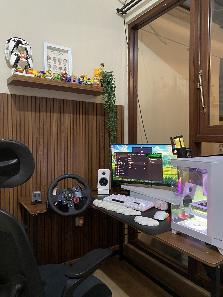 satriajin's tweet photo. @alsjournall - 12400f
- intel arc b580
- ddr5 32gb
- b760m

Rakit sendiri pokoknya semua muanya part harus full white buat estetika aja ⬜️ Gamenya wuwa sama dota plus f1 dan ac 😂 https://t.co/UjjQRYjPgm