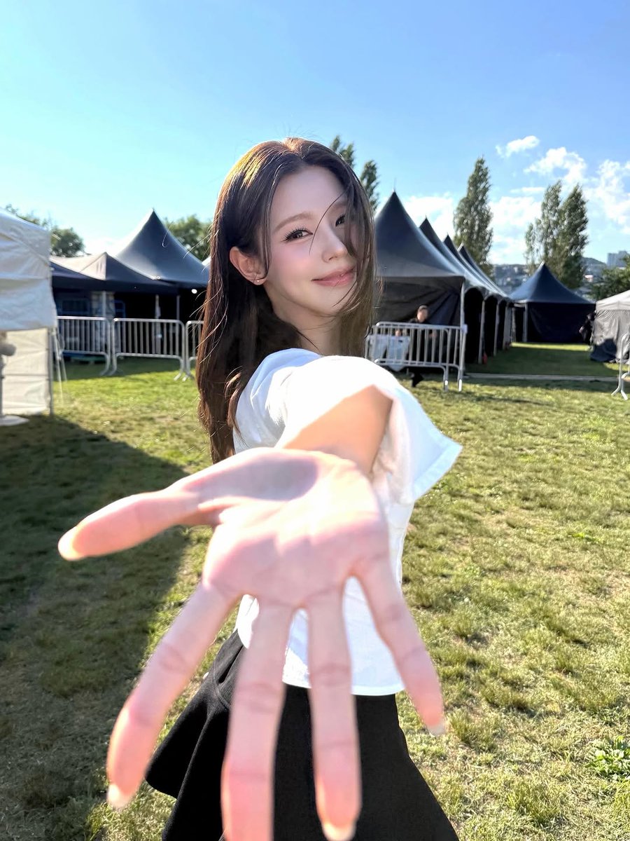 searchmiyeon's tweet photo. MIYEON instagram update. https://t.co/njrJq36gRX
