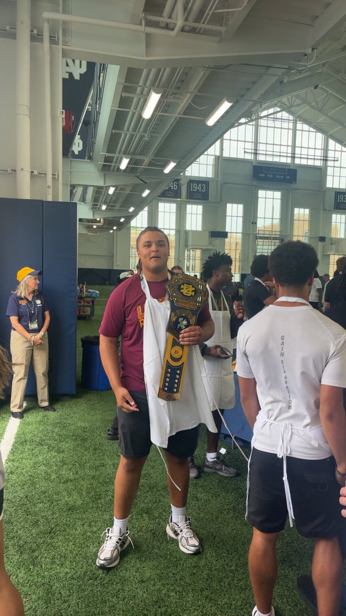 Brocks_Thompson's tweet photo. Had a great time yesterday at the Irish Invasion camp got some great work in and thank you to @CoachJoeRudolph for having me out. Also had a great time at the grill and chill and won the grilling completion with my team. Was a great day yesterday and cannot wait to be back! https://t.co/LcLXvnMQia