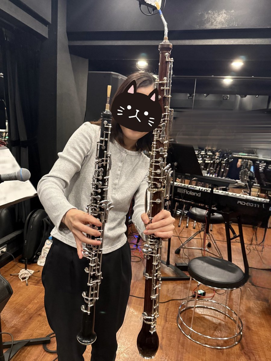 pierre_flute's tweet photo. 今日はFlute Junctionの第2回リハでした！
こんな楽器が登場するバンド…
過去にないんじゃないでしょうか…？
さて、これがなんという楽器か分かるかなぁ？？
(あ、フルートは撮り忘れました) https://t.co/Ck15m65twf