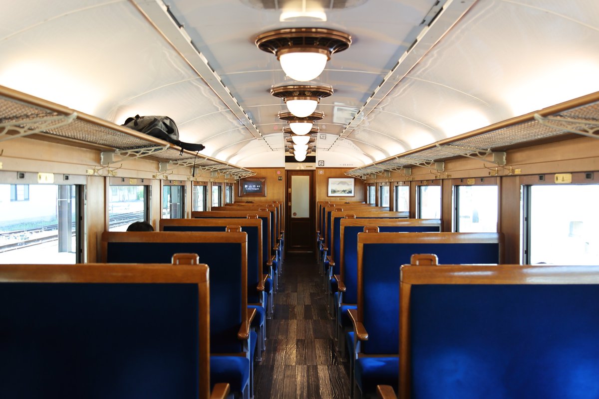RailExp381's tweet photo. 2026.5.31
帰りはついにSLやまぐち号に乗車。
細部まで再現された旧客の味付けと最新技術が絶妙なバランスで組み合わさった35系4000番台、最高傑作ですね。
あっという間の2時間でした。 https://t.co/gjGpZwmG1W