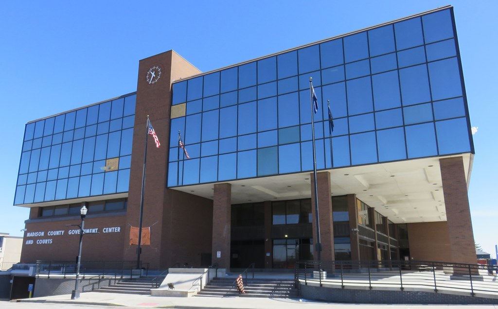 oldworldex's tweet photo. Indiana county courthouses.  Doesn't matter the state, the operation remained the same. https://t.co/YF04ROeH47