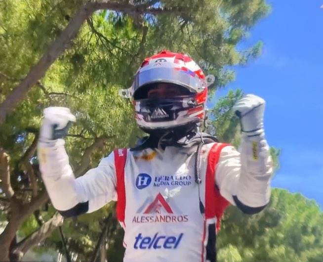 _AUG06's tweet photo. EN MONACO.. 🔥
🏆🔥

@Formula1FRP https://t.co/AvjejFtbhi