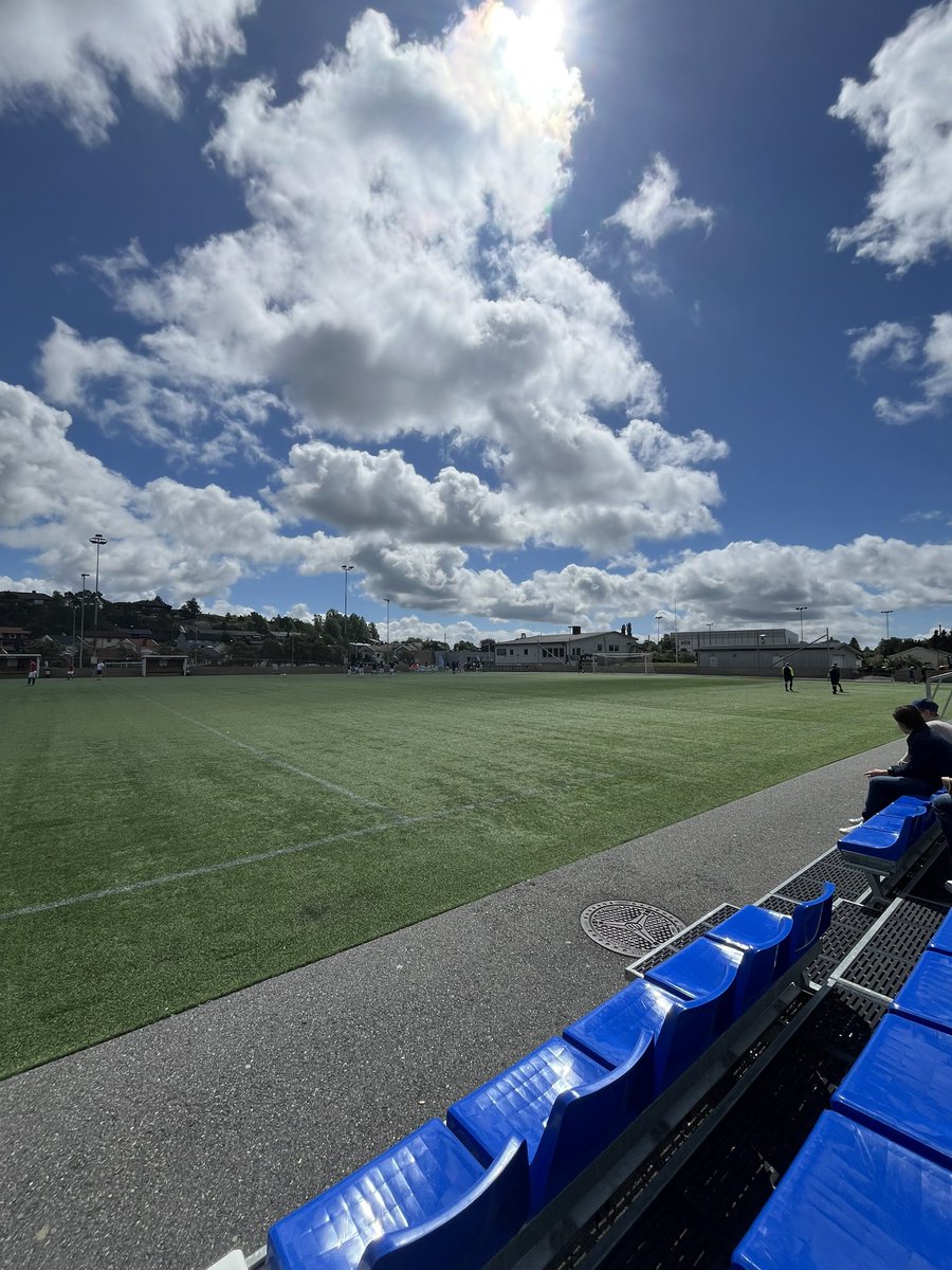 MMmerholt's tweet photo. SFK - Borgen (6-2) God Breddeball! https://t.co/9drvrzdMxI
