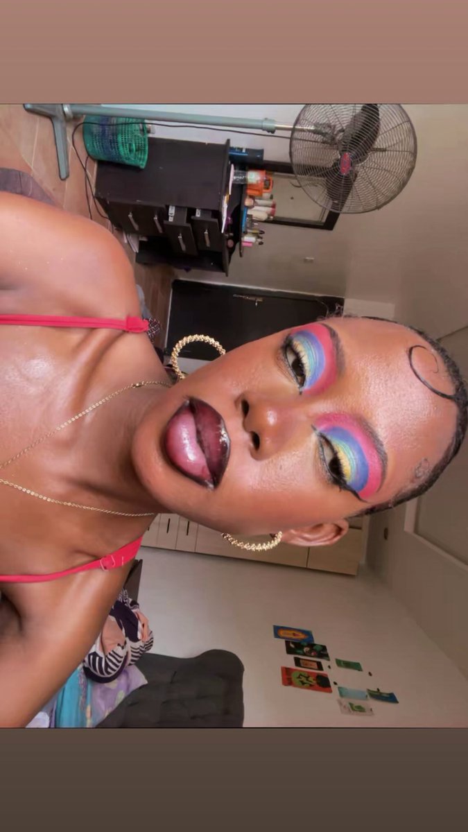 princess_d3miii's tweet photo. Happy pride month 🌈 https://t.co/By0DmnLu6o