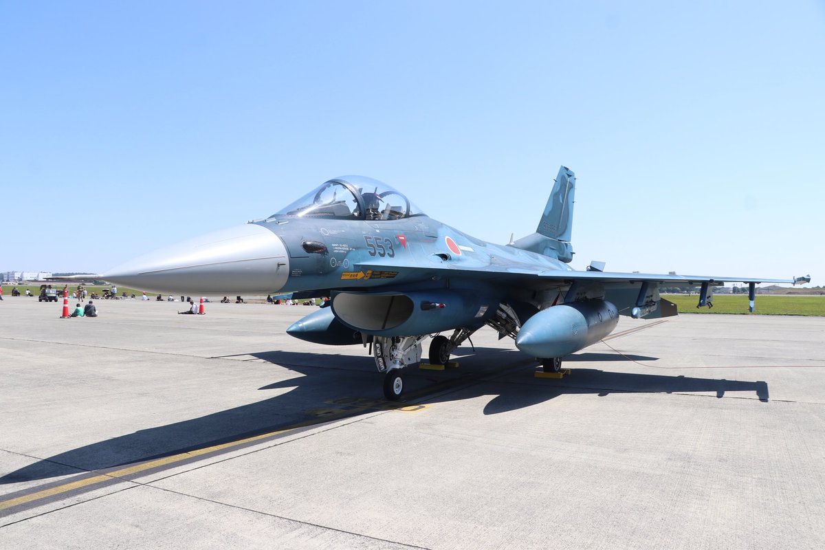 mt_dodo's tweet photo. C-17グロマスⅢ 、E-3セントリーも初見

空自のF-2、F-15も見参 https://t.co/Dt4RvWdpuC