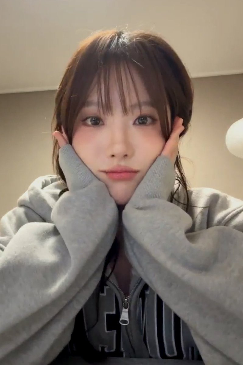 ishachiko's tweet photo. H-hai https://t.co/m5eQlbdu3k