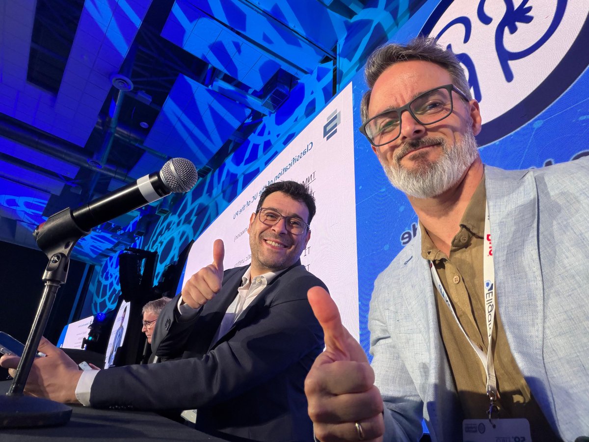 DrFelixGuerrero's tweet photo. 🏡Back home from @colmexuro 50th meeting P Vallarta
🇲🇽Happy to share stage with great colleagues & friends @GustavoVillold4 @joanfundi @pcvblack & Prof Campbell
🗣️I spoke on new intravesical delivery & periop therapy MIBC
@GuardConsortium @InfoAeu @Urologia12 @ROC_Urologia @HMHOSPITALES @CAU_URO