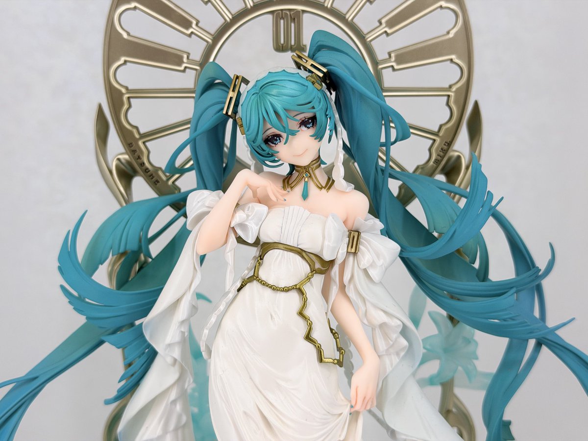 SilentServicejp's tweet photo. 秋葉原で行われていたのはグットスマイルカンパニーというフィギュアの展示会だった。初音ミクのフィギュアだけど精巧に出来ているんですねぇ。 https://t.co/WNGWCHOxwf