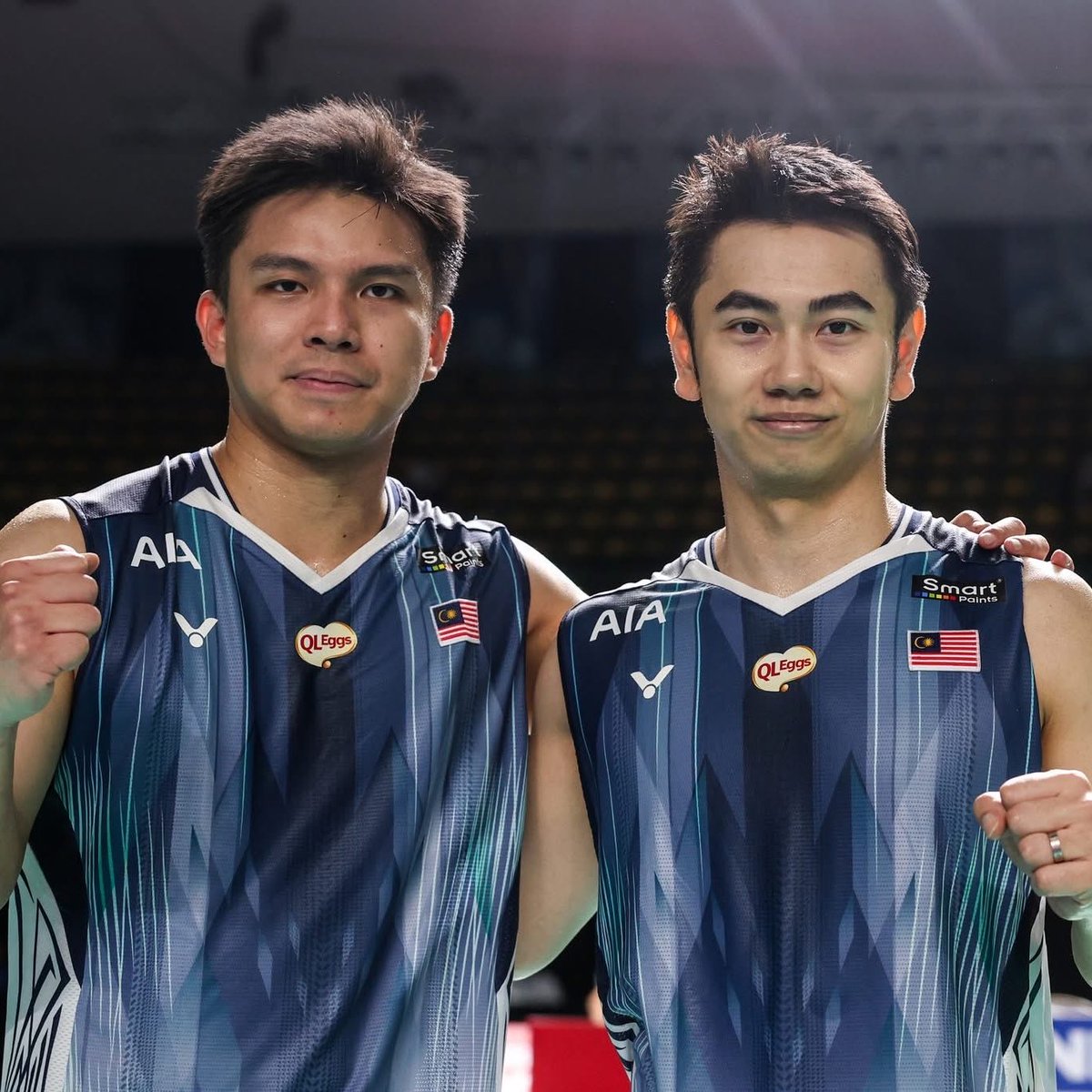 craigansibin's tweet photo. 🔥 FEIDIN STUN THE WORLD NO. 1 TO REACH THE FINAL! 🇲🇾

🇲🇾 Goh Sze Fei / Nur Izzuddin [7] booked their place in the Final of #IndonesiaOpen2026 after defeating World No. 1 pair and defending champions 🇰🇷 Kim Won Ho / Seo Seung Jae [1].

21-18
17-21
21-16

The former World No. 1 delivered one of their best performances of the season to overcome the current World No. 1 and secure a place in their biggest final of the year so far.

After reaching the Semifinals for the first time in the tournament’s history earlier this week, #TeamTanganKuat have gone one step further and are now through to their first-ever Indonesia Open final.

It is also their second Super 1000 final appearance, having lifted the title at the #ChinaOpen2024.

Adding another special chapter to their story, FeiDin return to the final at 🇮🇩 Istora Senayan, the same venue where they captured the #IndonesiaMasters2026 crown earlier this year.

Final Opponent:
🇮🇩 Sabar Karyaman Gutama / Moh Reza Pahlevi Isfahani [6] or
🇮🇩 Raymond Indra / Nikolaus Joaquin

📸: VICTOR

#BadmintonMalaysia #IndonesiaOpenSuper