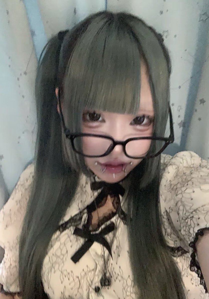 xp2xa's tweet photo. あざとさは恋を楽しんでるナルシズム https://t.co/Y9zDA2zdDM