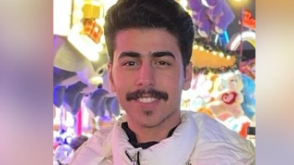 EatTheRich2025's tweet photo. Mohammed Algasim was a 20 y/o student from Saudis Arabia studying English in Cambridge. Stabbed in the neck by Chas Corrigan, 22 y/o construction worker. Peter Corrigan, 50, father of assailant, will also be sentenced after admitting assisting an offender. Any cold rage anyone? https://t.co/E6dcN6RQ7d