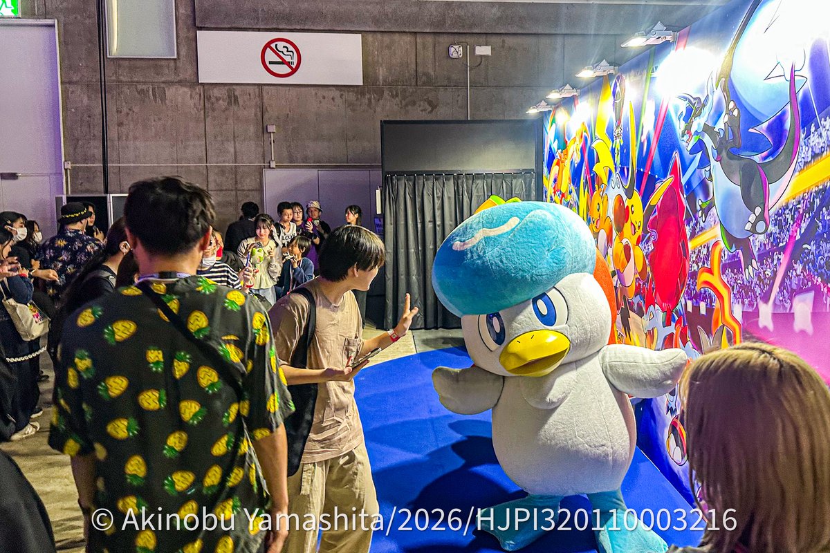 akya0414's tweet photo. ポケモンジャパンチャンピオンシップス2026を観戦しにパシフィコ横浜へ行ってきました

毎年夏に行われる４種類のゲームの世界大会への出場権を狙って白熱した戦いを見せていました

僕は出場者ではありませんが知り合いが参加していたのもあり、今回観戦をして参りました

#PJCS2026 #ポケモン https://t.co/GtiLaYZbJF